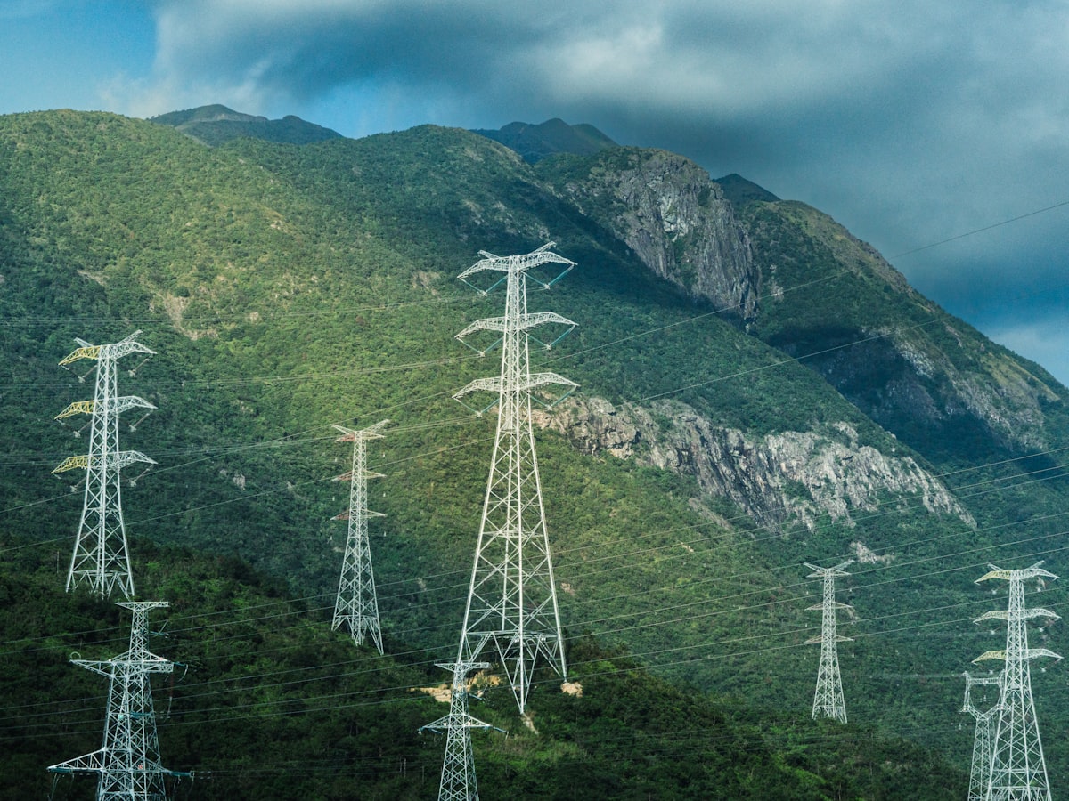 High voltage power lines